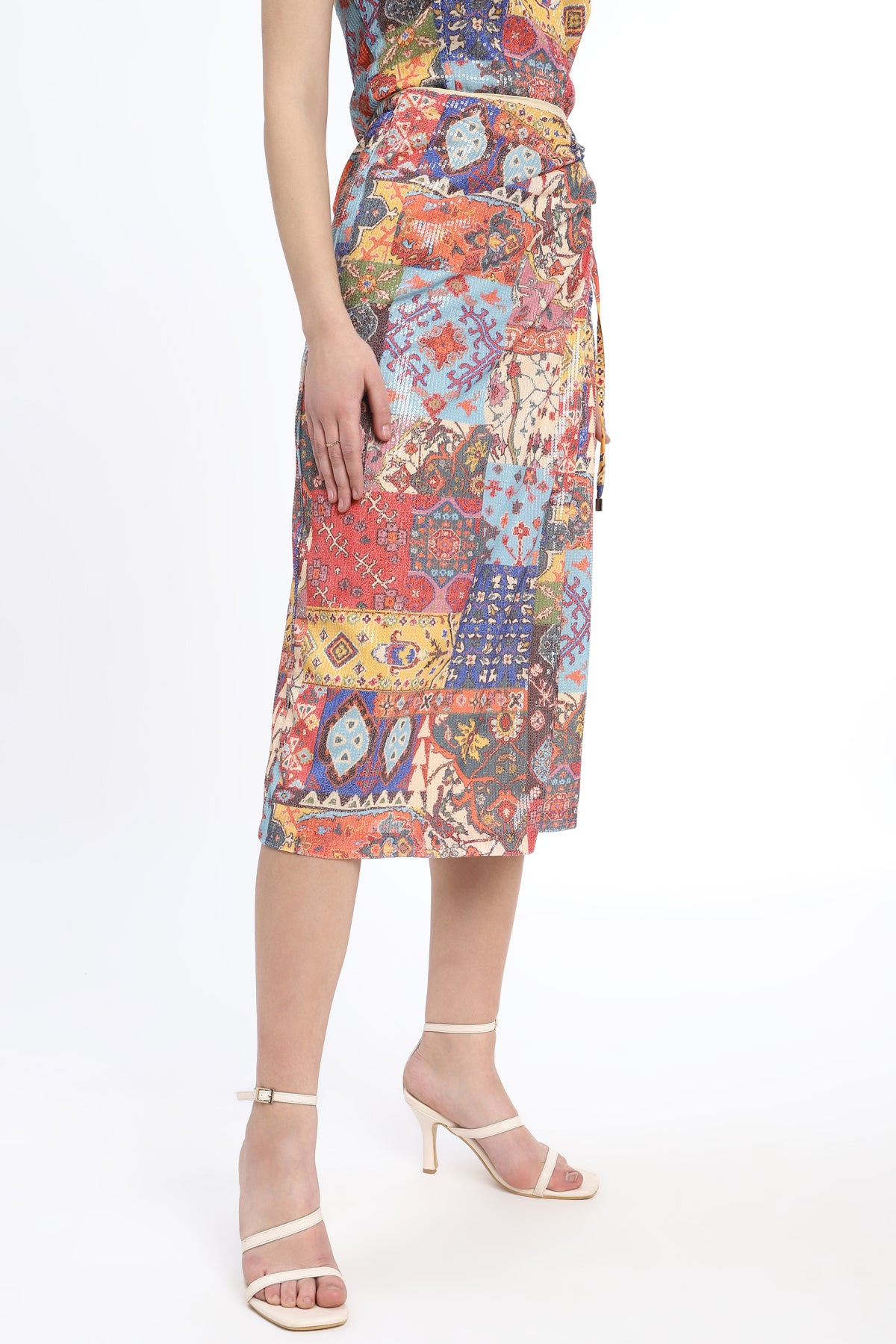 Beautiful Printed sequins skirt with side tie detail
