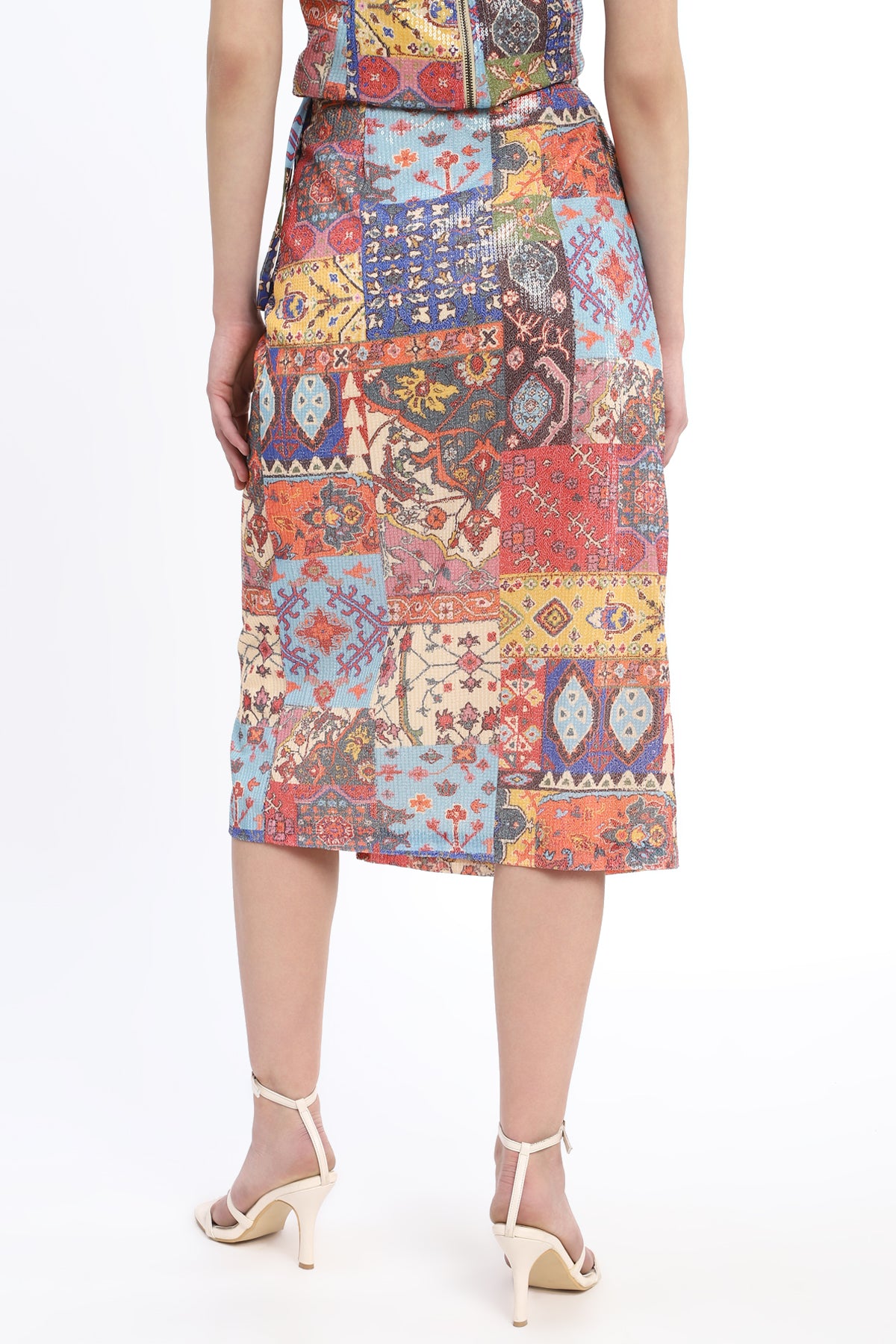 Beautiful Printed sequins skirt with side tie detail